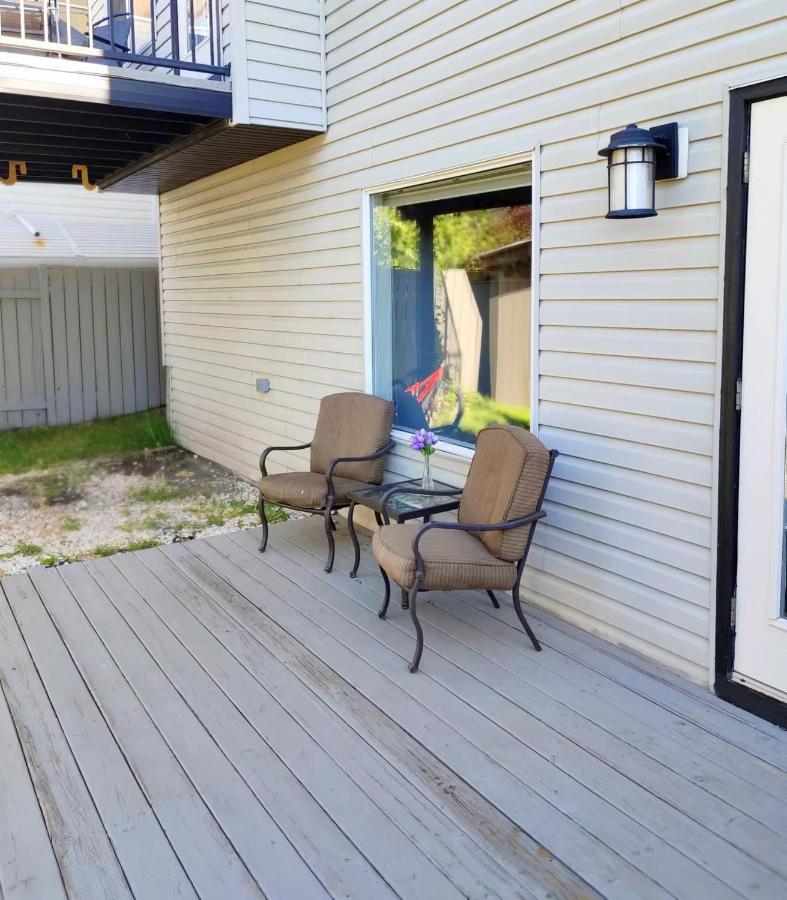 Lovely Home YYC 외부 사진